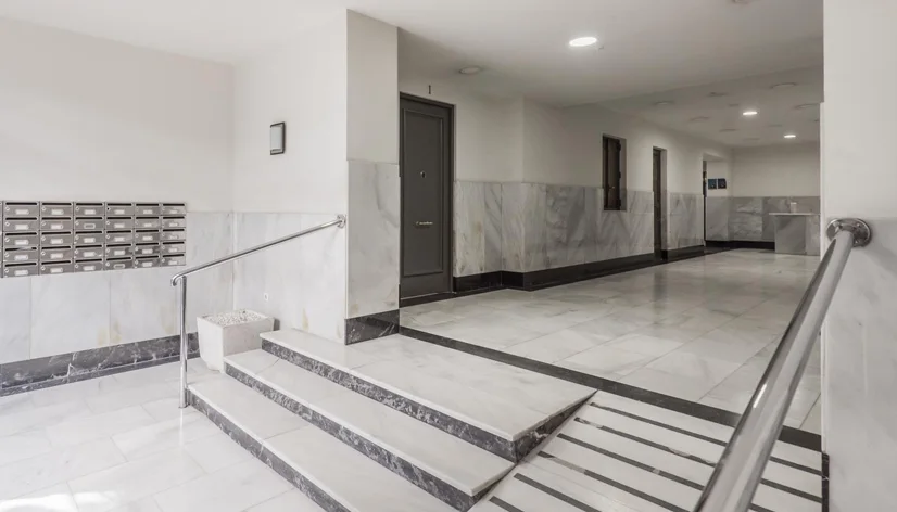 دوربین مداربسته مناسب برای راهرو و&nbsp; طبقات